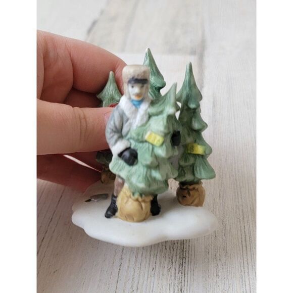 Ceramic Christmas tree chop pick man village accessory xmas - Picture 2 of 6